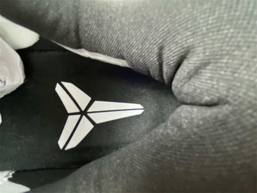 Nike Kobe 10 Zk10 705317-100